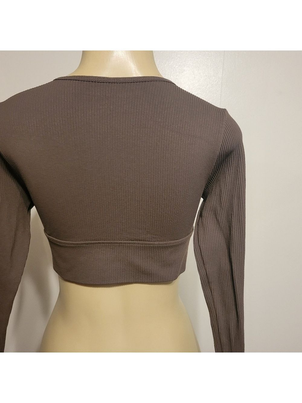 Garage Green Long Sleeved Crop Top Medium Summer Y2K V-Neck - Picture 3 of 4